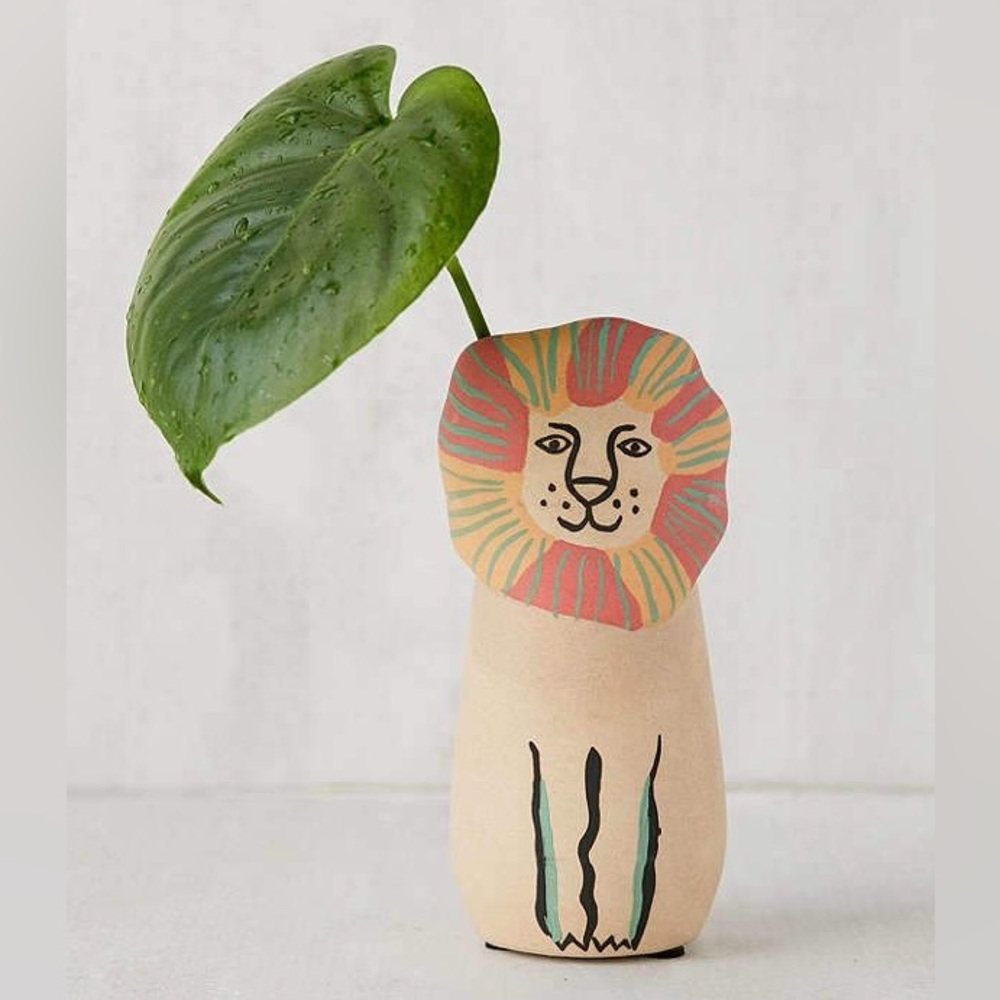 Hand Painted UO flower vase